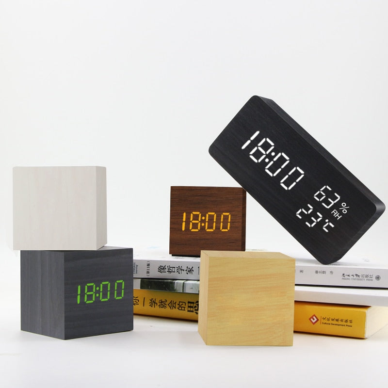 Alarm clock LED wooden clock Table Voice control USB/AAA powered electronic desk clocks