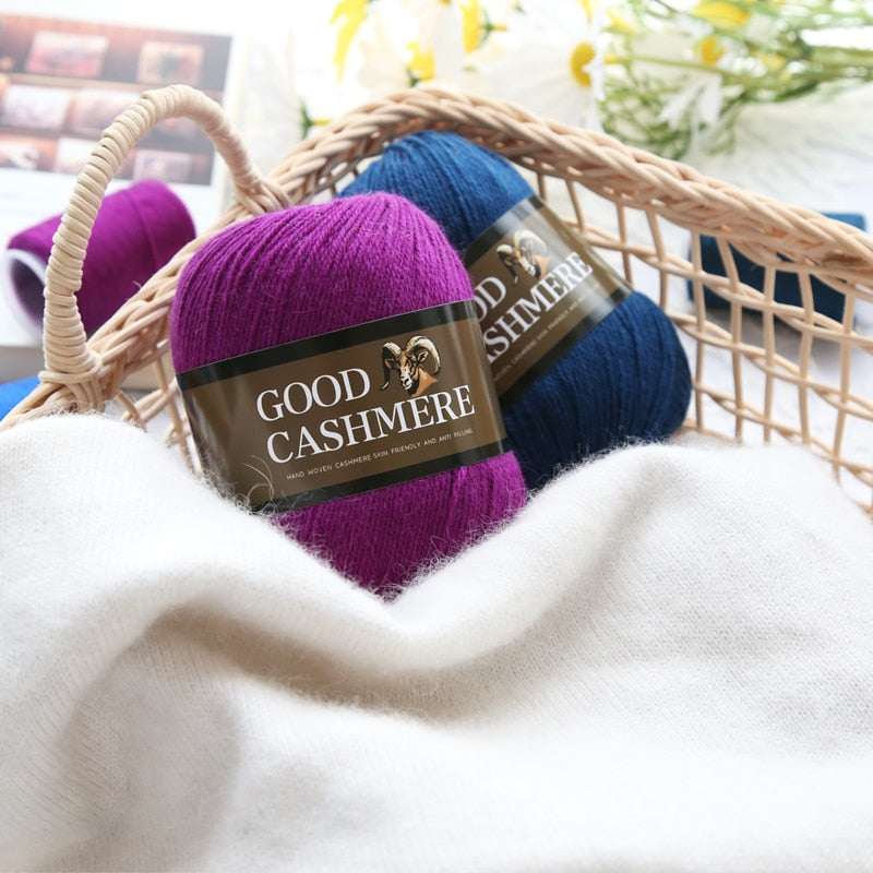 50+20g Mongolian Cashmere wool mix + thread